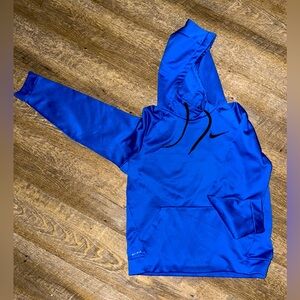 ***SOLD*** MENS NIKE THERMA PULLOVER HOODIE
